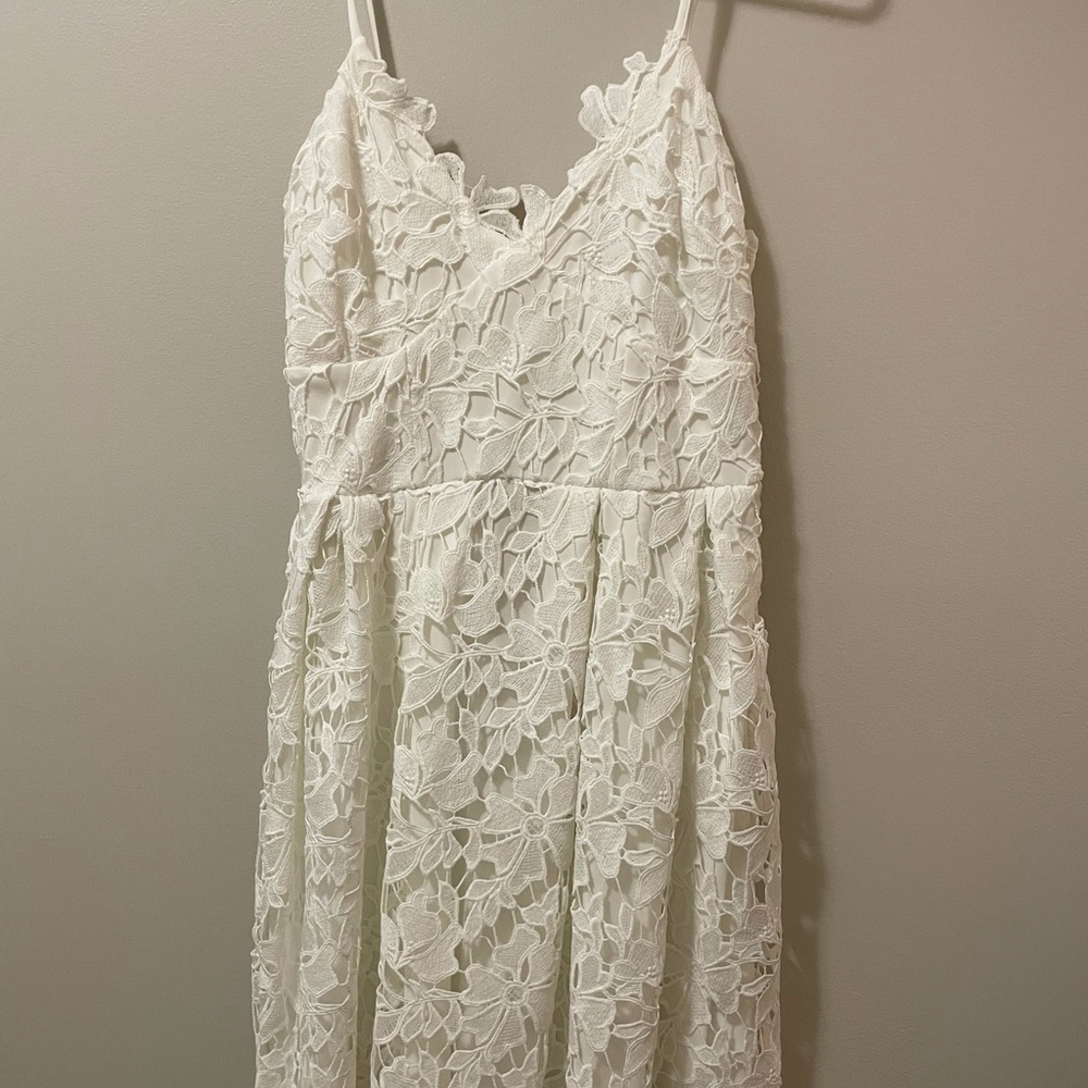 White lace dress